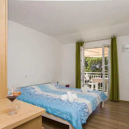 Robinson Danica 2 Apartment