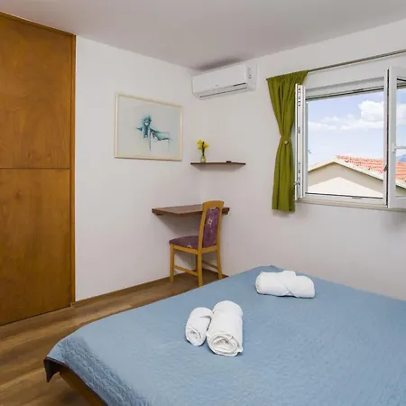Apartment Robinson Danica 2
